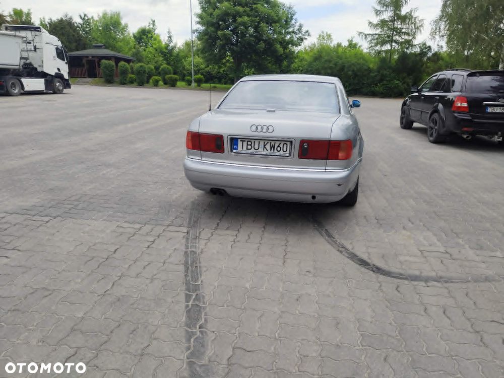 Audi A8 ver-a8-4-2-quattro-tiptronic - 4