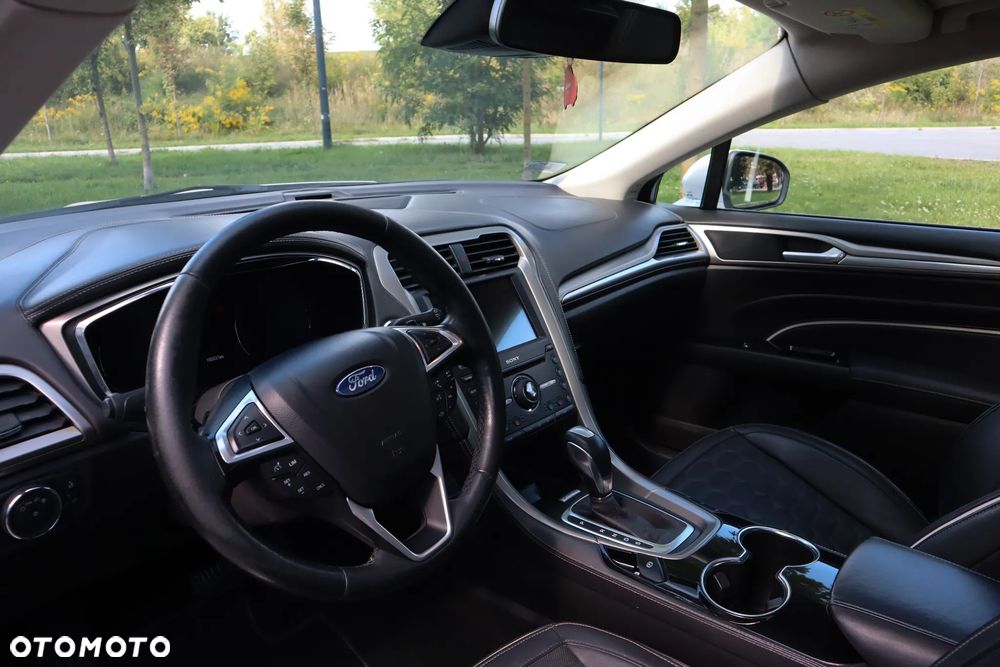 Ford Mondeo Vignale 2.0 TDCi PowerShift - 23