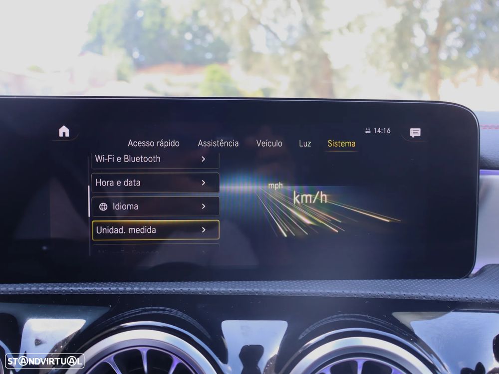 Mercedes-Benz CLA 250 e 8G-DCT AMG Line - 31