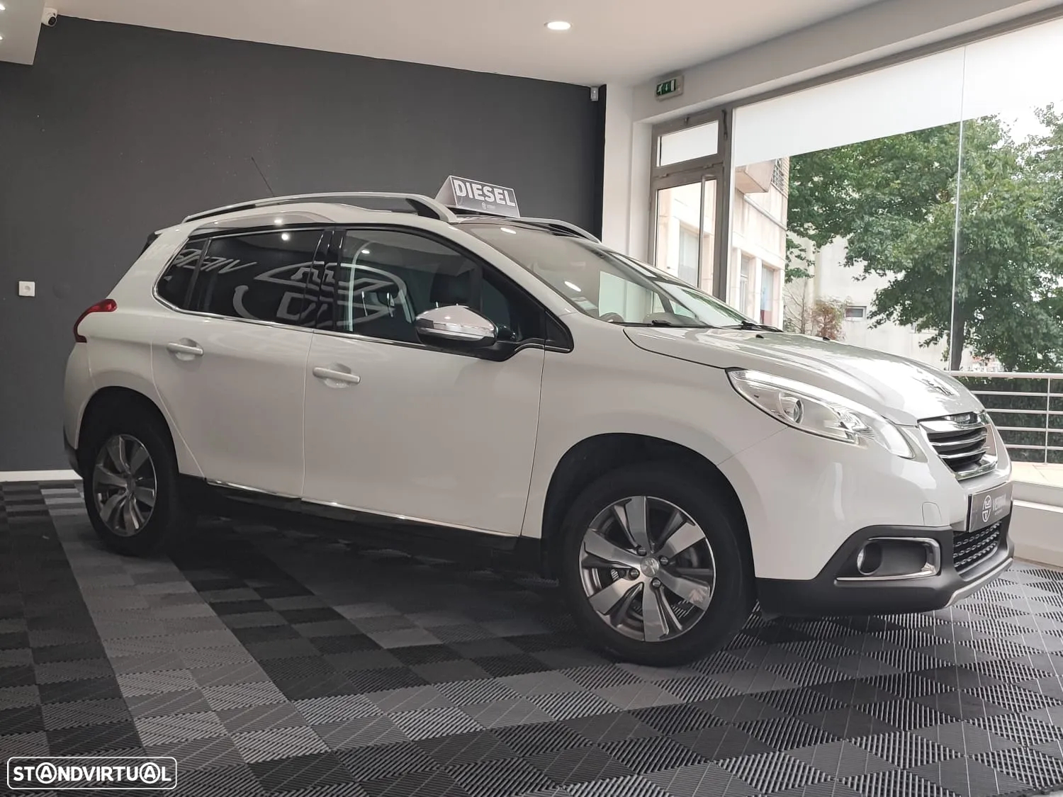 Peugeot 2008 1.4 HDi Allure - 9