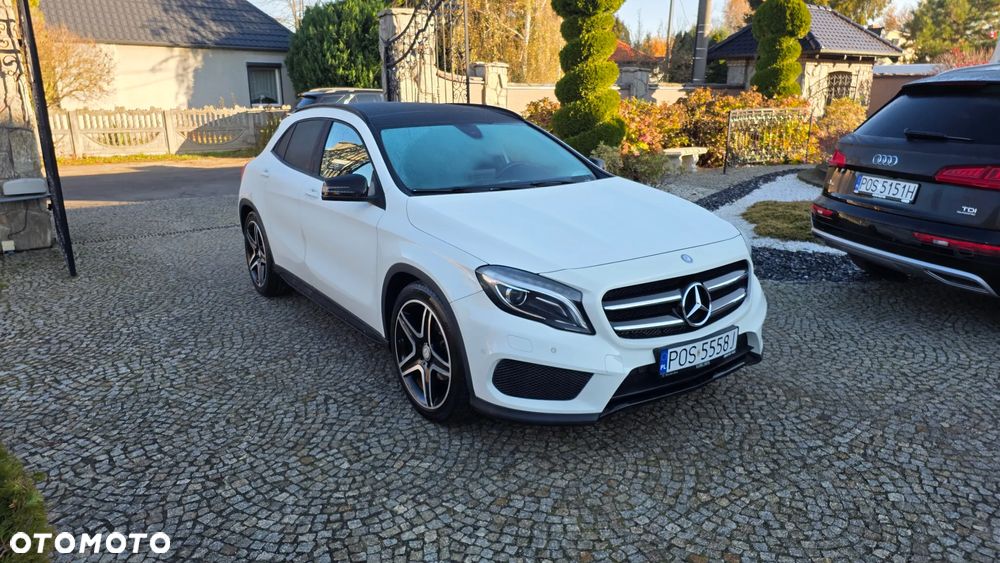 Mercedes-Benz GLA 200 d 4-Matic AMG Line - 1