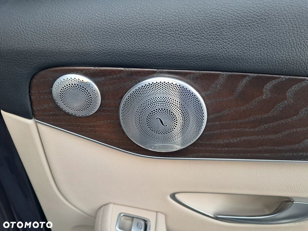 Mercedes-Benz GLC - 25