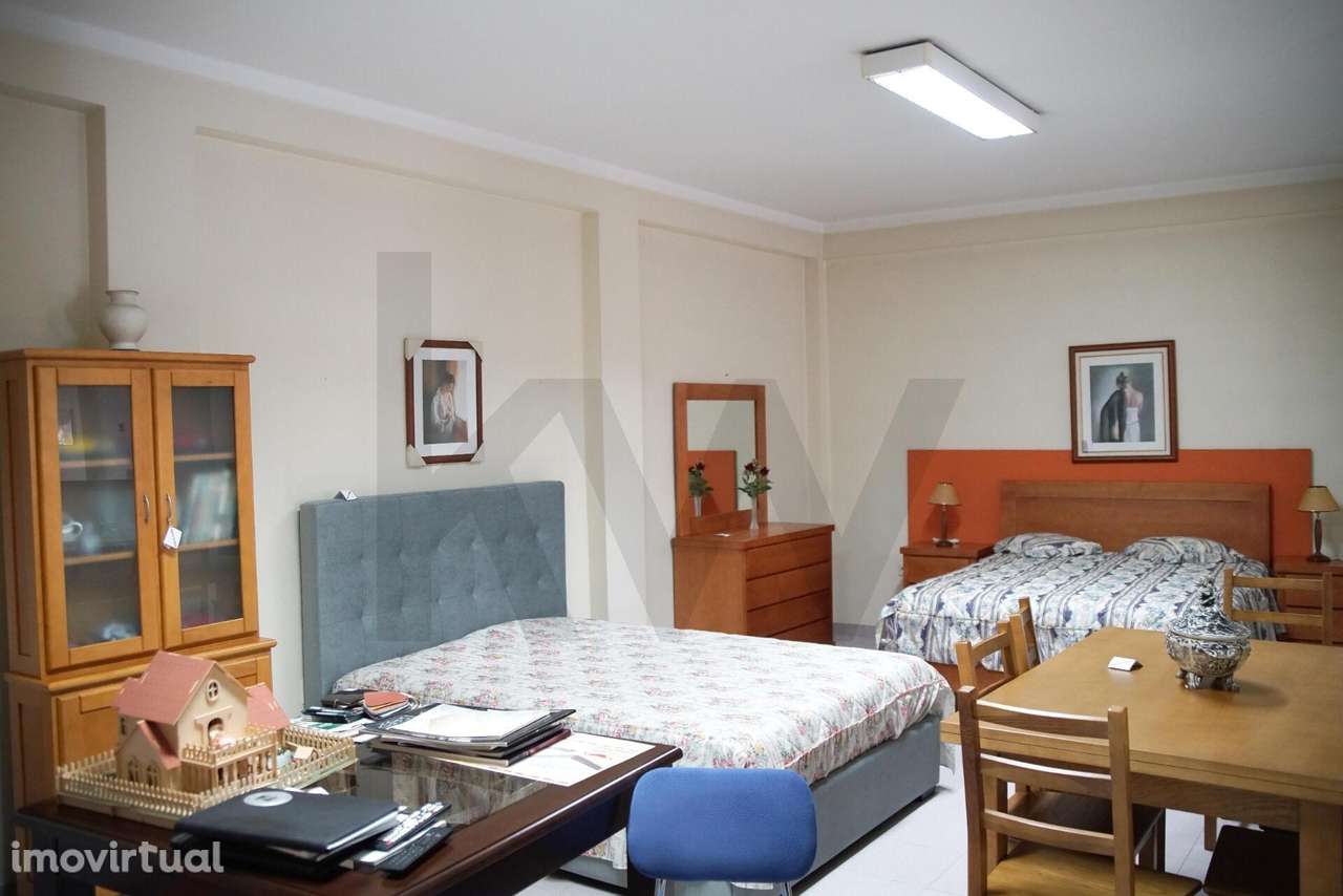 Loja com Garagem Box | Entroncamento – Excelente Oportunidade de Negóc - Grande imagem: 5/15