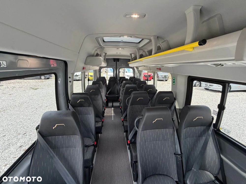 Ford Transit - 20
