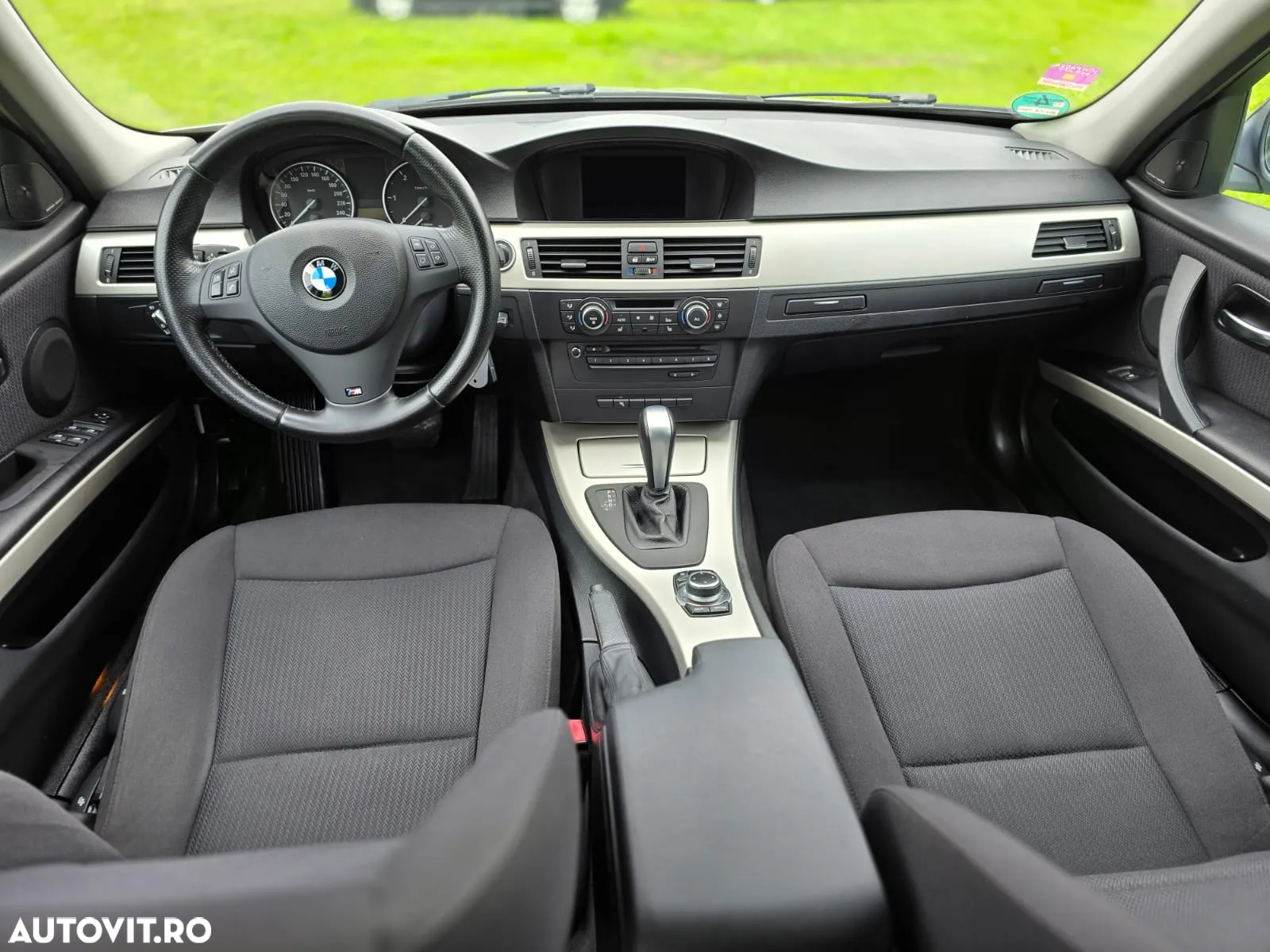 BMW Seria 3 320d DPF Touring Aut. - 7