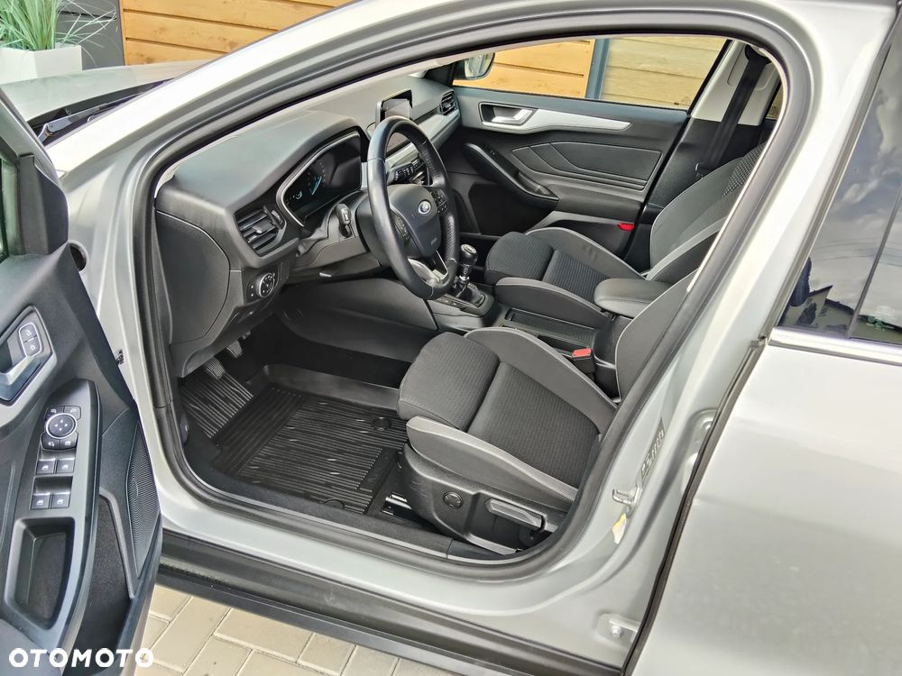 Ford Focus 1.5 EcoBlue STart-Stopp-System TITANIUM - 12