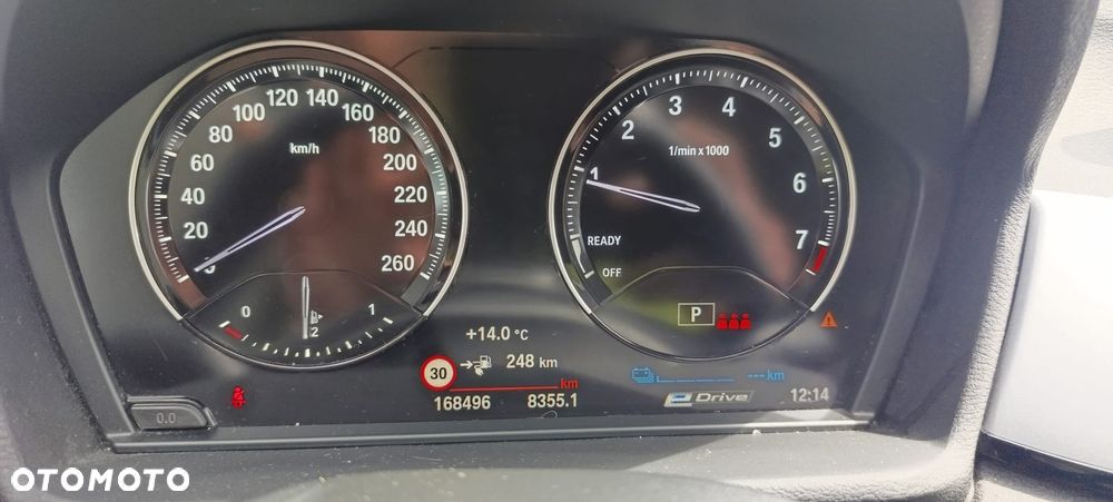 BMW X1 xDrive25e xLine - 12