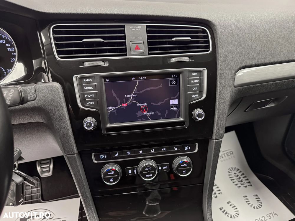 Volkswagen Golf 1.6 TDI BlueMotion Technology Allstar - 28