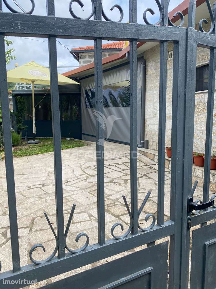 MORADIA INDIVIDUAL T2 COM TERRENO EM RENDUFINHO, POVOA LANHOSO - Grande imagem: 2/8