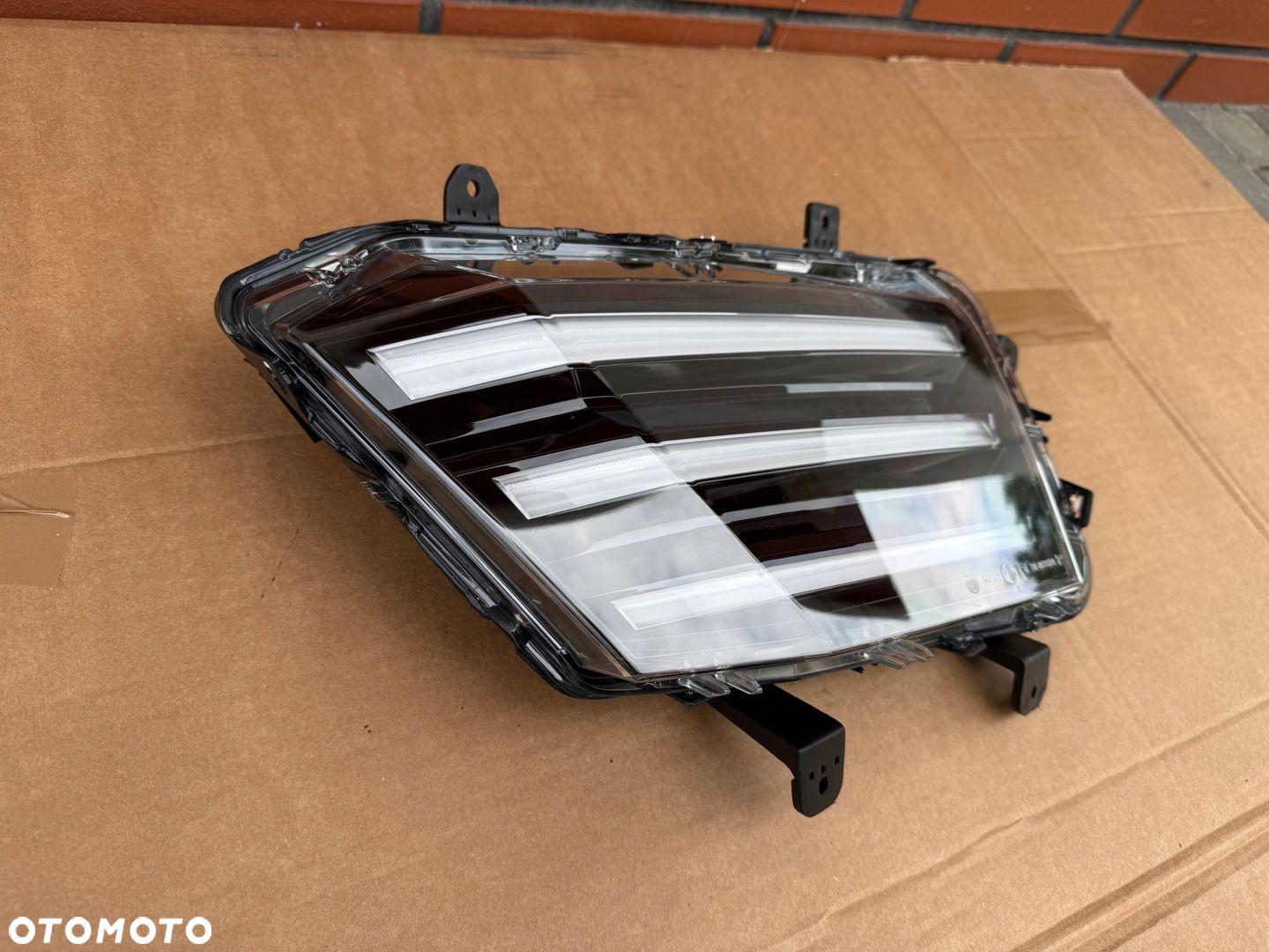 Peugeot e-208 e-2008 II lift 2023- led drl lewy ladny demontaz - 3
