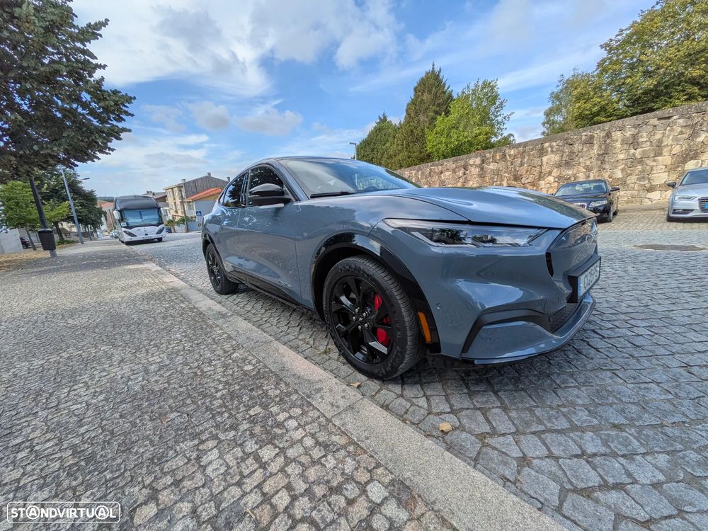 Ford Mustang Mach-E AWD PREMIUM - 9