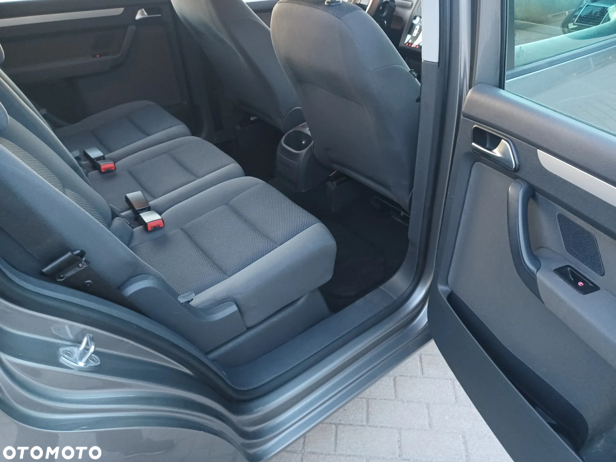 Volkswagen Touran 1.4 TSI Comfortline - 8