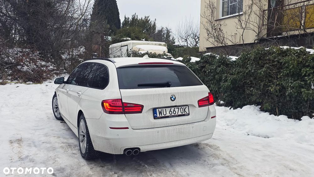 BMW Seria 5 520d xDrive - 4