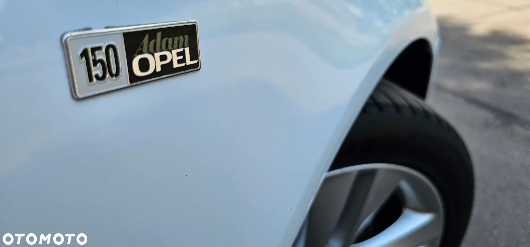 Opel Corsa 1.4 16V 150 Jahre - 4