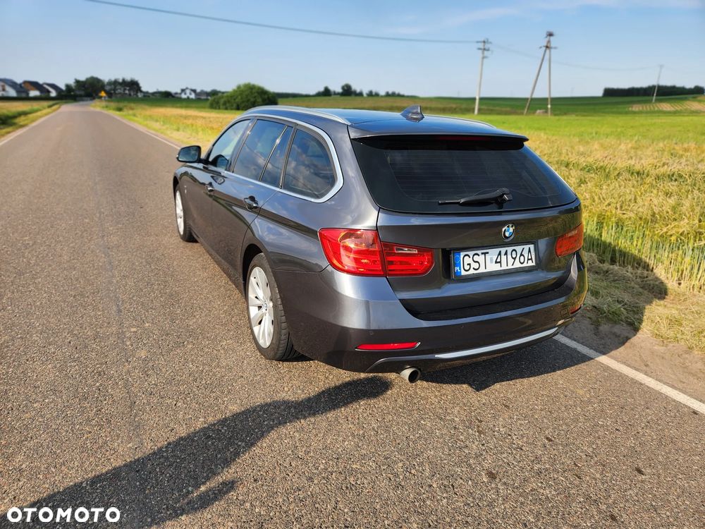 BMW Seria 3 320d xDrive - 3