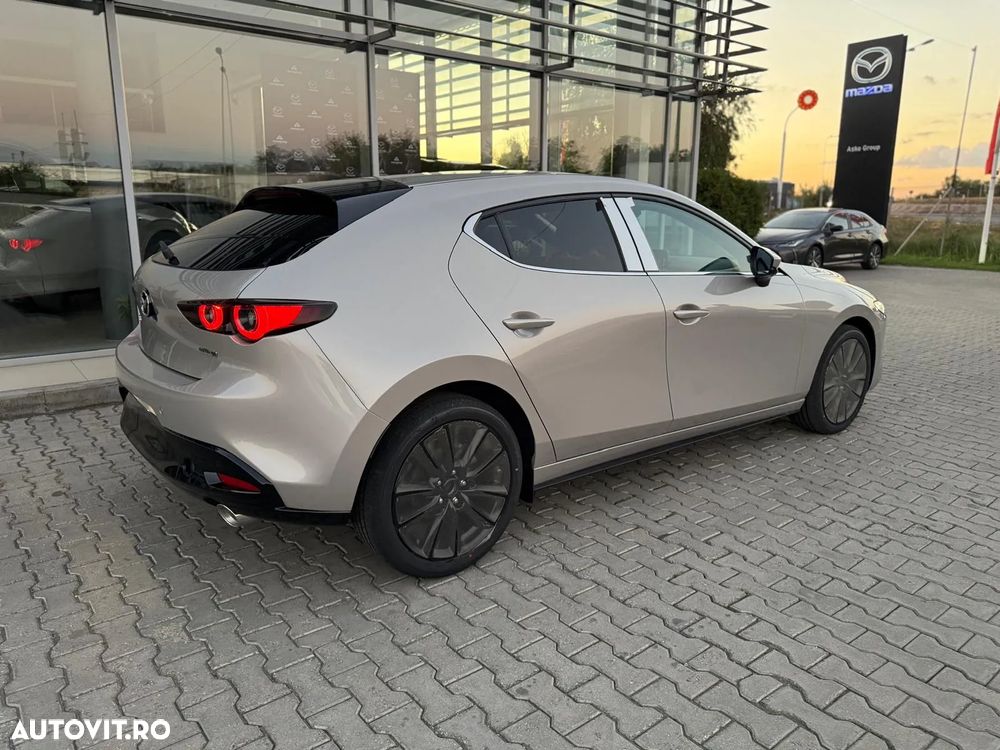 Mazda 3 e-Skyactiv X186 AT MHEV Exclusive-Line - 6