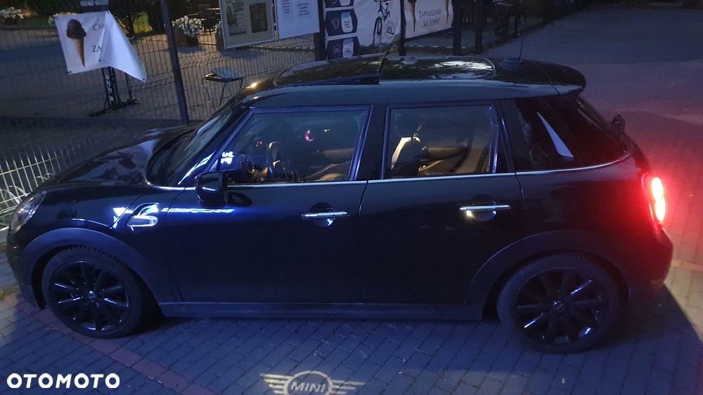 MINI Cooper 60 Years Chili - 24