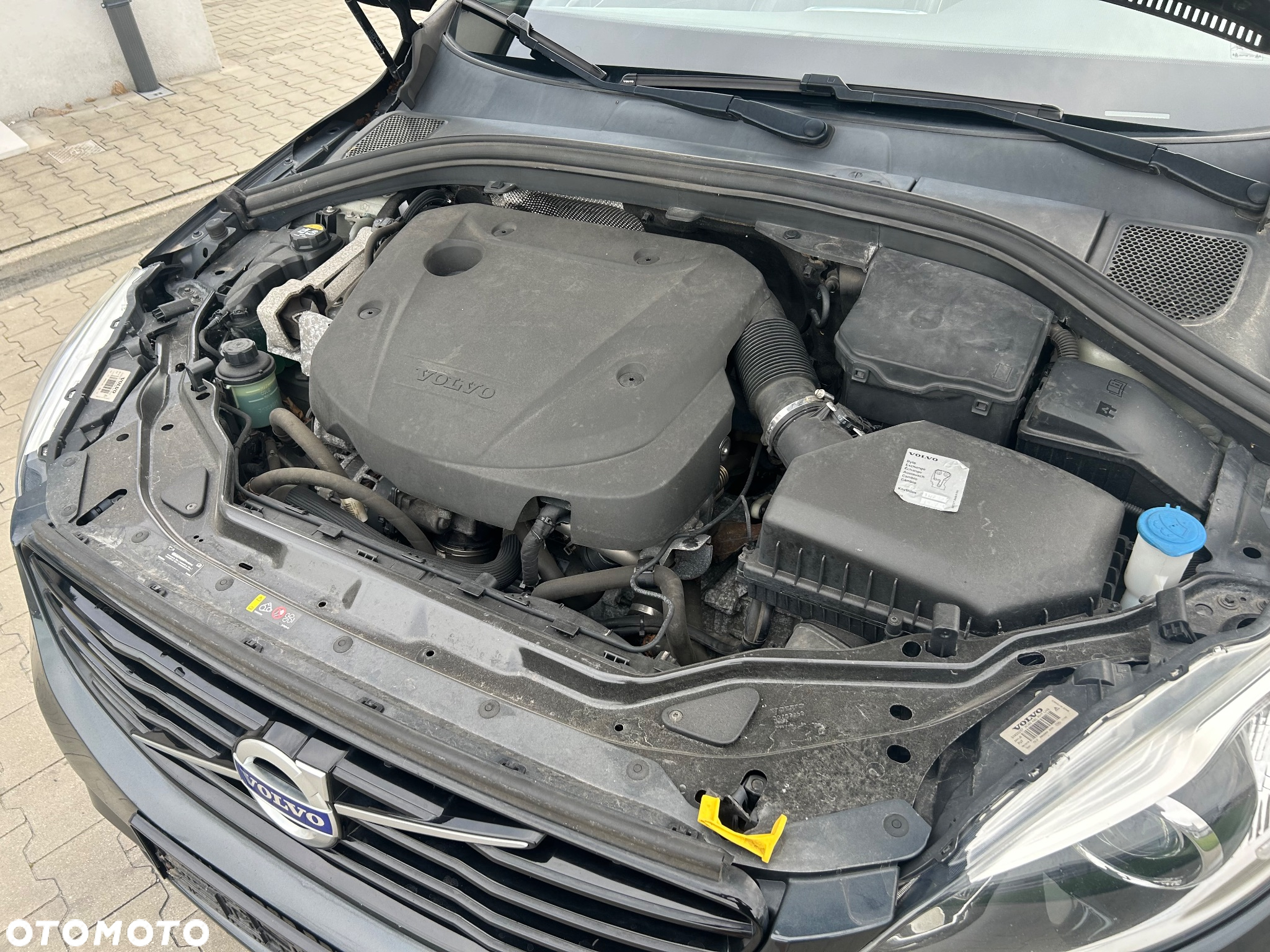 Volvo XC 60 D4 Drive-E R-Design Summum - 22