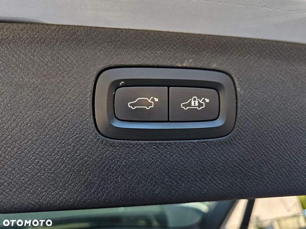 Volvo XC 90 D5 AWD Geartronic Kinetic - 17