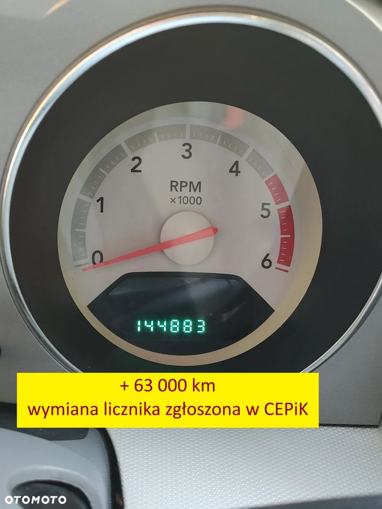Dodge Avenger 2.0 CRD SXT - 10