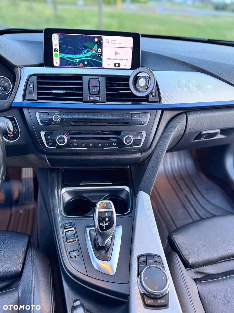 BMW Seria 3 335i xDrive Sport-Aut - 16