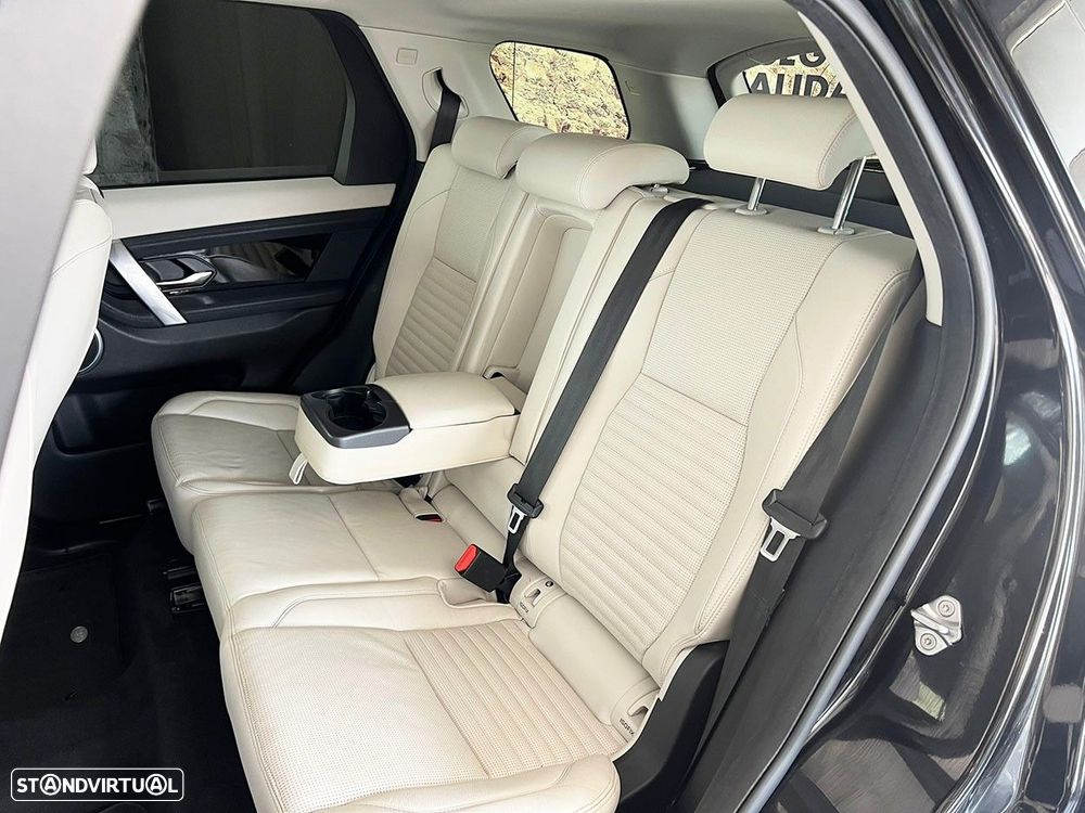 Land Rover Discovery Sport 1.5 I3 P300e AWD Dynamic SE - 24