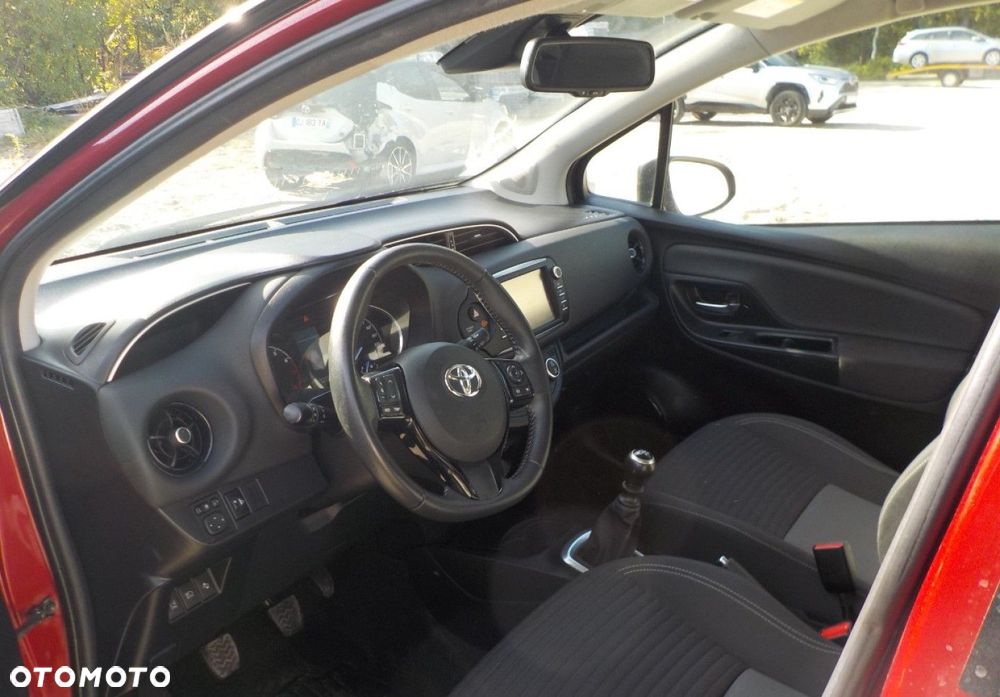 Toyota Yaris - 18