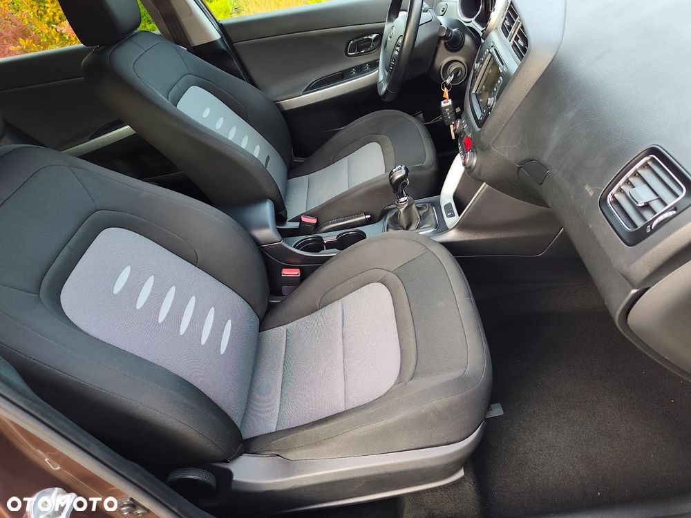Kia Ceed - 24