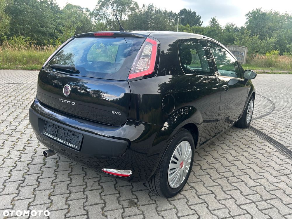 Fiat Punto Evo 1.4 16V Multiair Emotion - 5