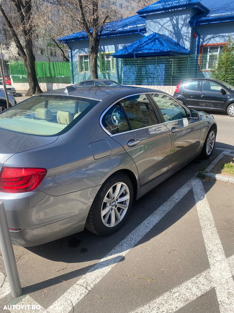 BMW Seria 5 525d xDrive - 5