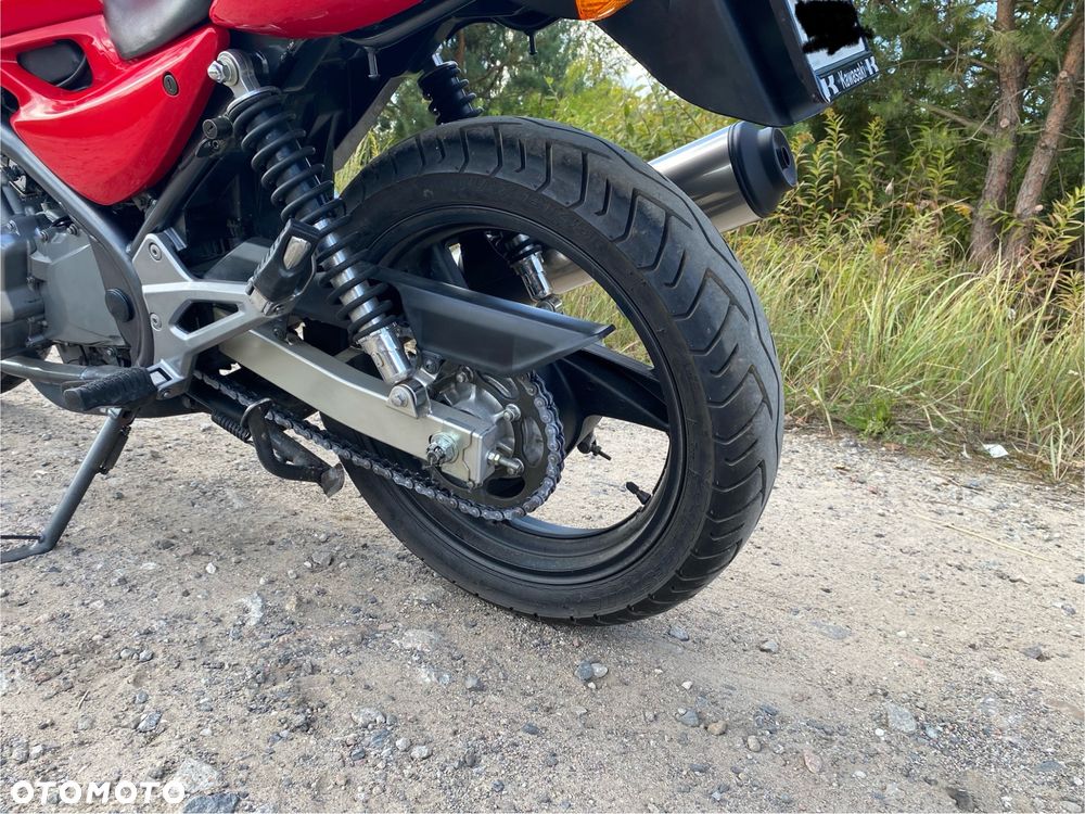 Kawasaki ER - 13