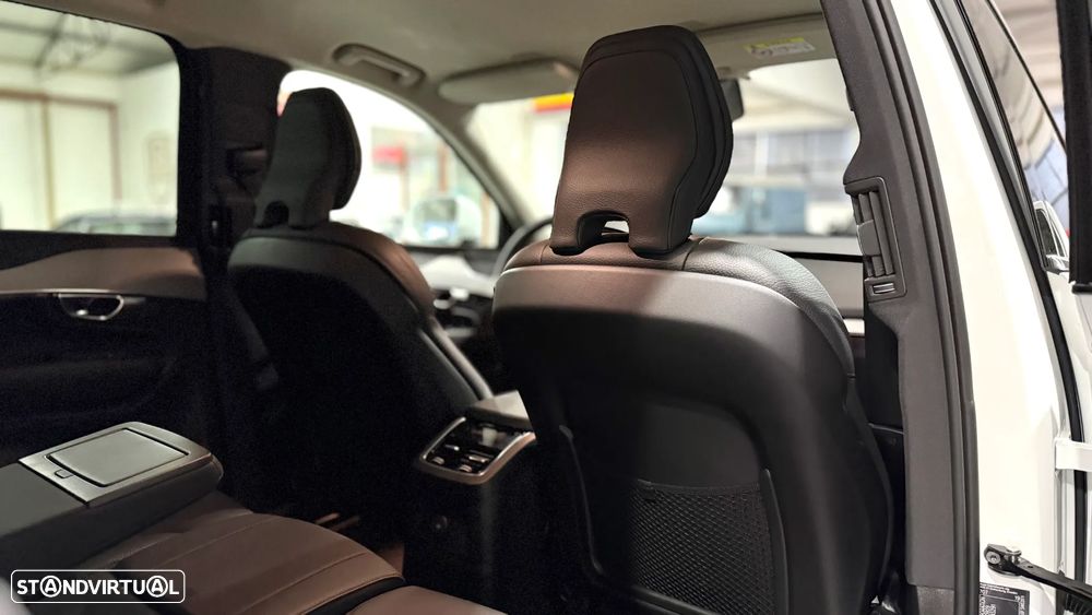 Volvo XC 90 T8 AWD Core - 20