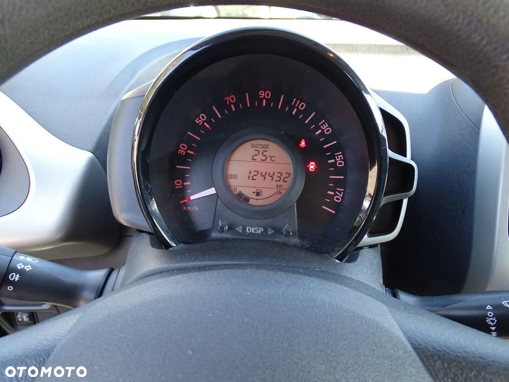 Citroën C1 VTi 68 SELECTION - 28
