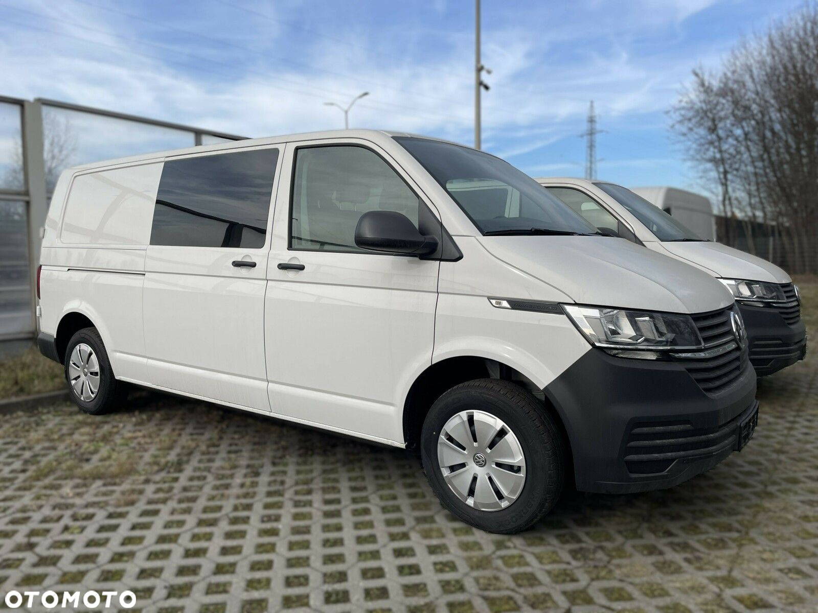Volkswagen Transporter T6.1 Furgon 2.0 TDI 150KM 6b. 3m. L2 - 3