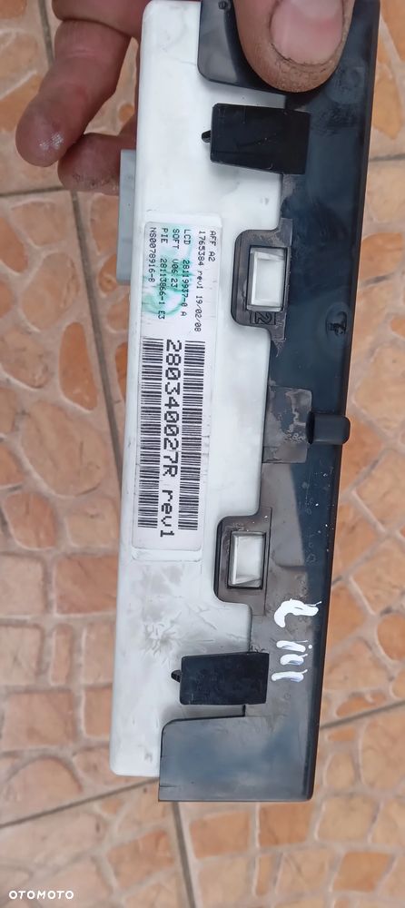 Laguna III wyświetlacz radia 280340027R - 3