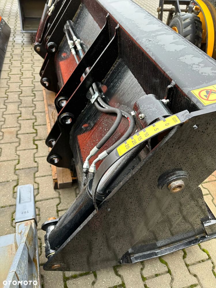 Szufla 5in1 JCB 3CX 4CX - 2