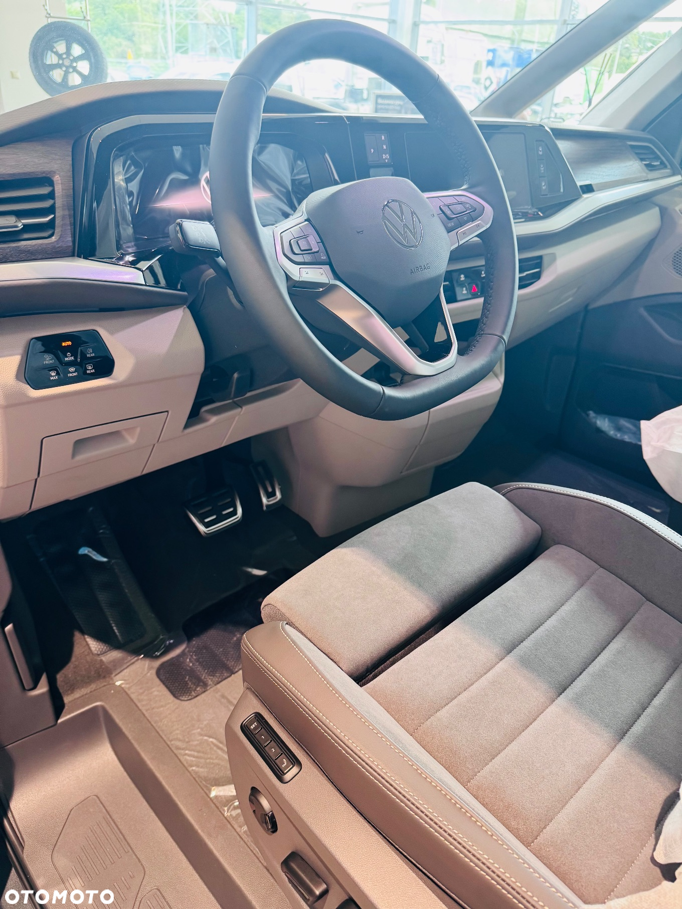 Volkswagen Multivan 2.0 TSI L2 Style DSG - 14