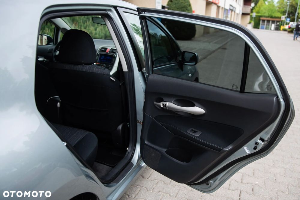 Toyota Auris 1.33 VVT-i Premium - 21