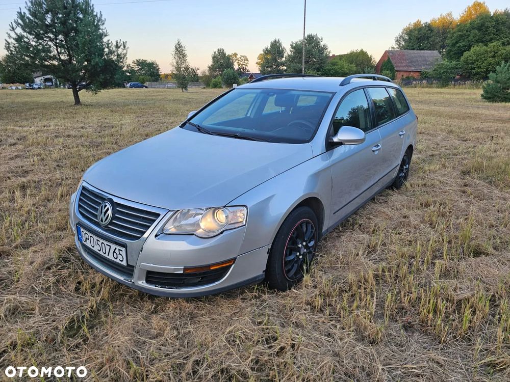 Volkswagen Passat 2.0 TDI Trendline - 1