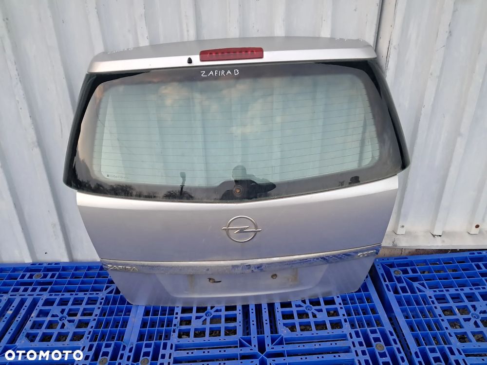 Opel Zafira B Klapa bagażnika - 1