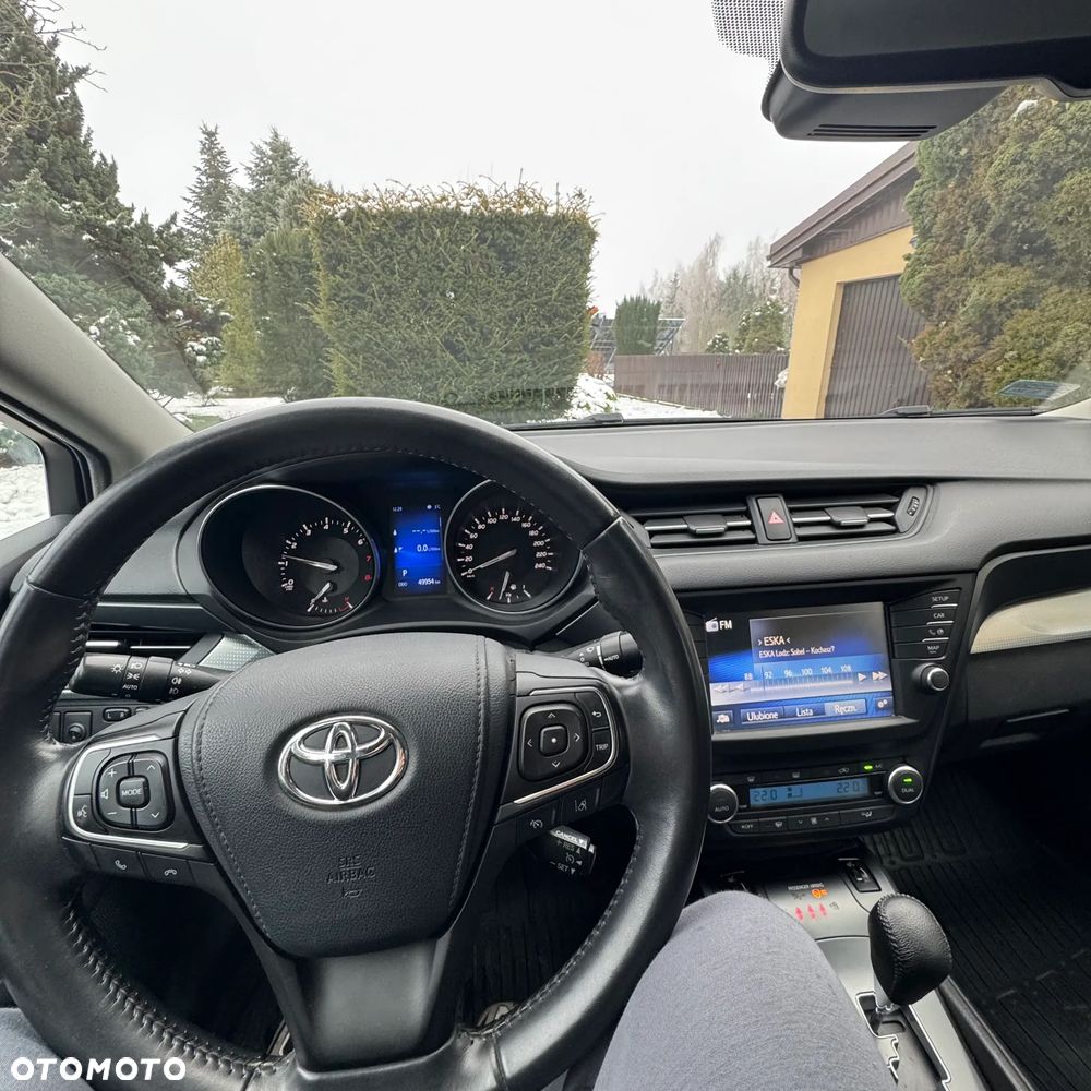 Toyota Avensis 2.0 Premium MS - 14