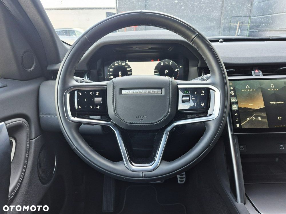 Land Rover Discovery Sport - 28