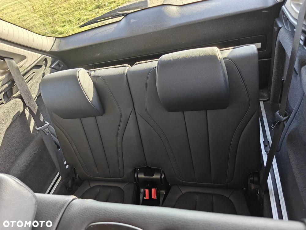 BMW X5 xDrive50i Sport-Aut - 10