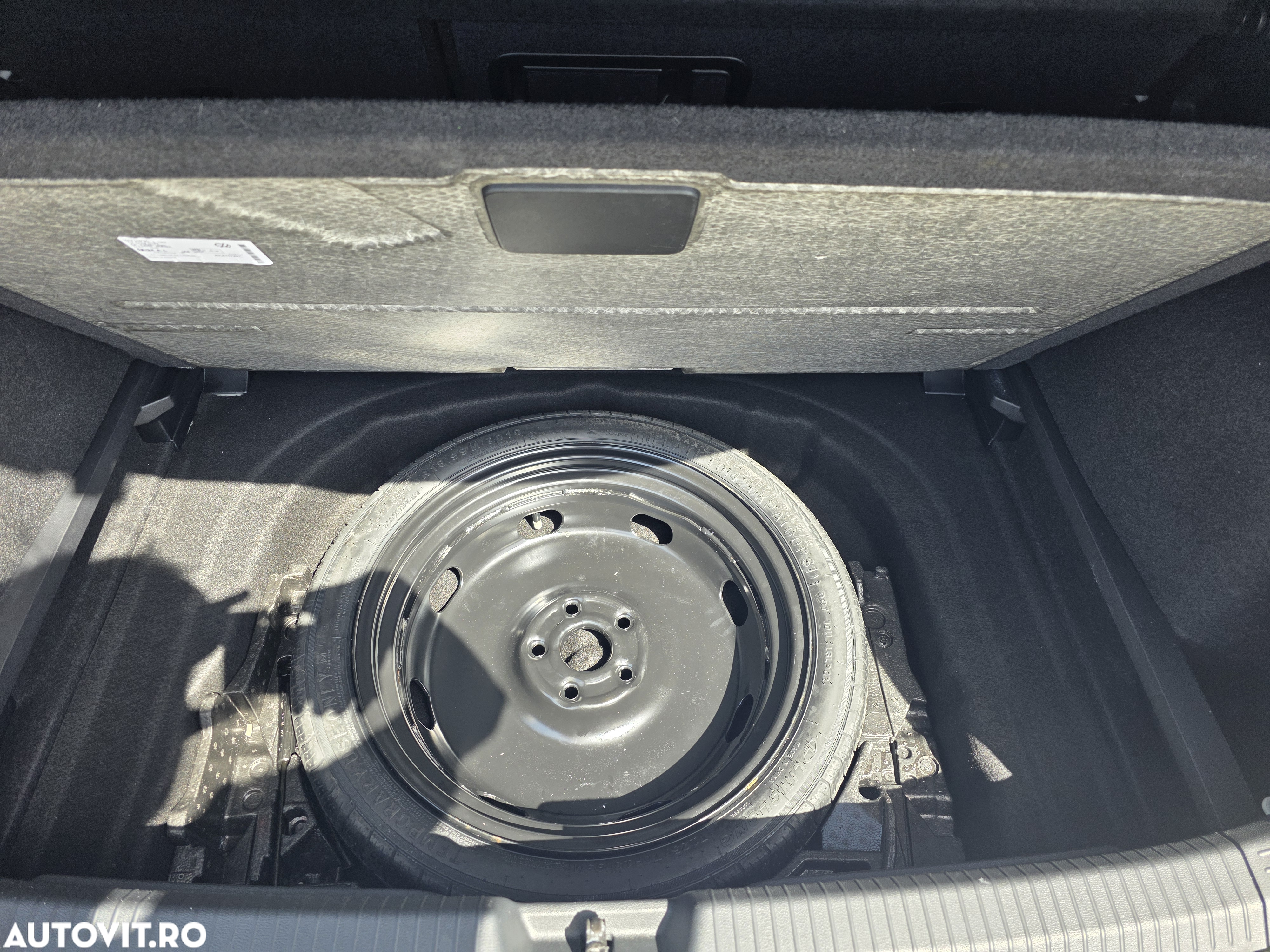 Volkswagen Golf - 11