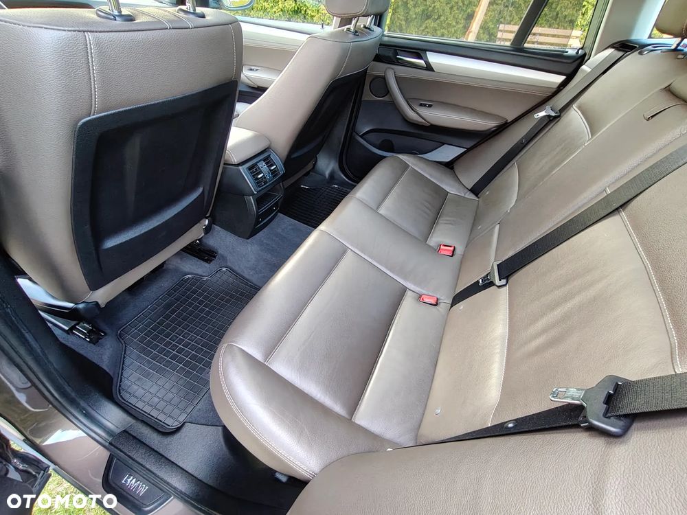 BMW X3 sDrive18d - 23