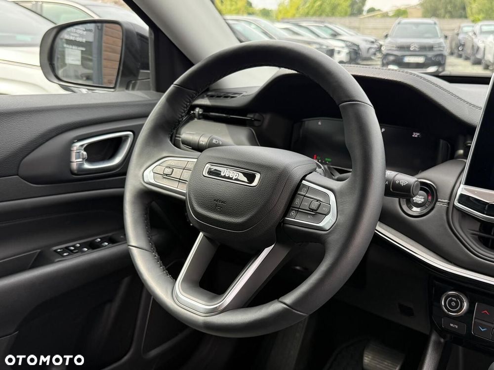Jeep Compass 1.5 T4 mHEV Summit FWD S&S DCT - 32