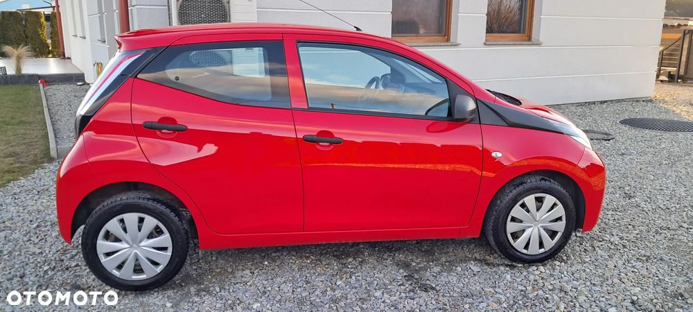 Toyota Aygo x-play Eco - 8