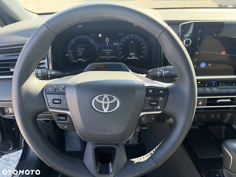 Toyota Camry - 19