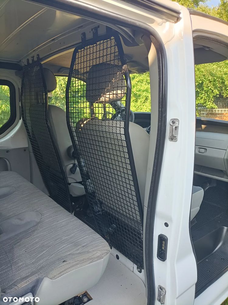 Opel Vivaro - 21