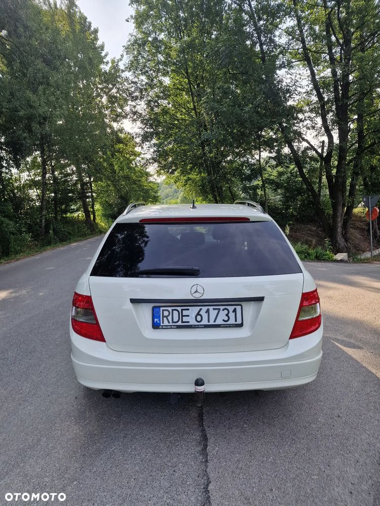 Mercedes-Benz Klasa C 200 CDI DPF Avantgarde - 4